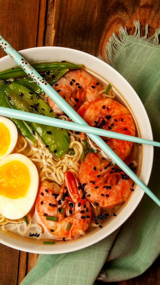 Bol de ramen aux crevettes